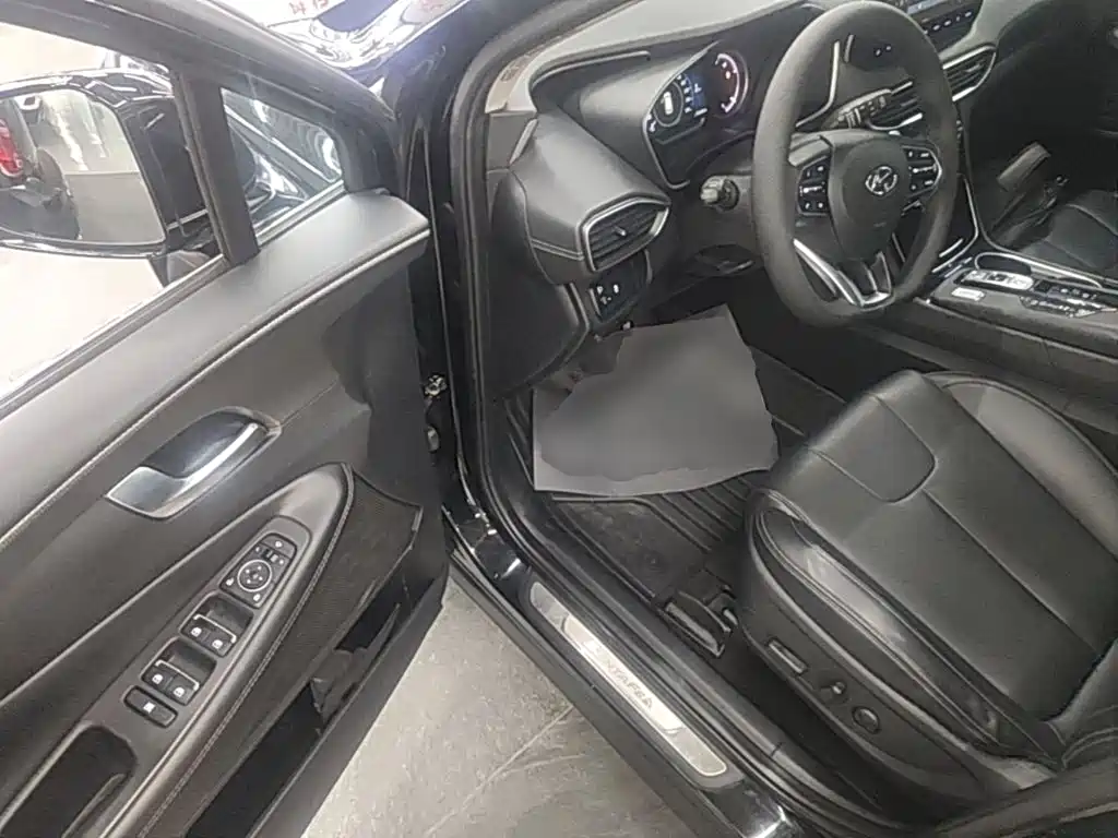 Hyundai Santa Fe — миниатюра 16