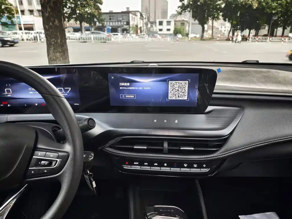 Buick Verano — миниатюра 13