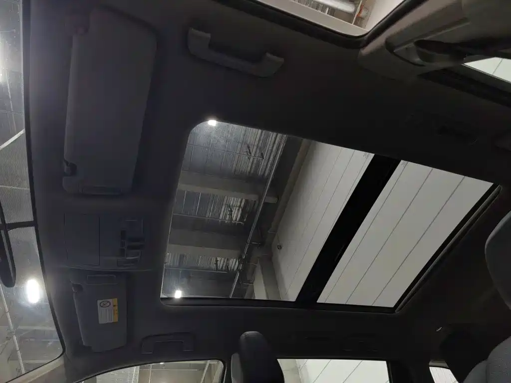 Toyota Highlander — миниатюра 14