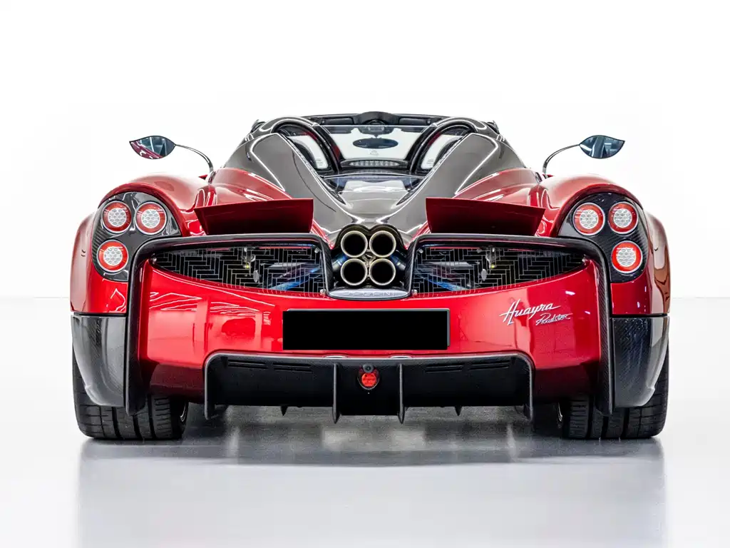 Pagani Huayra — миниатюра 8