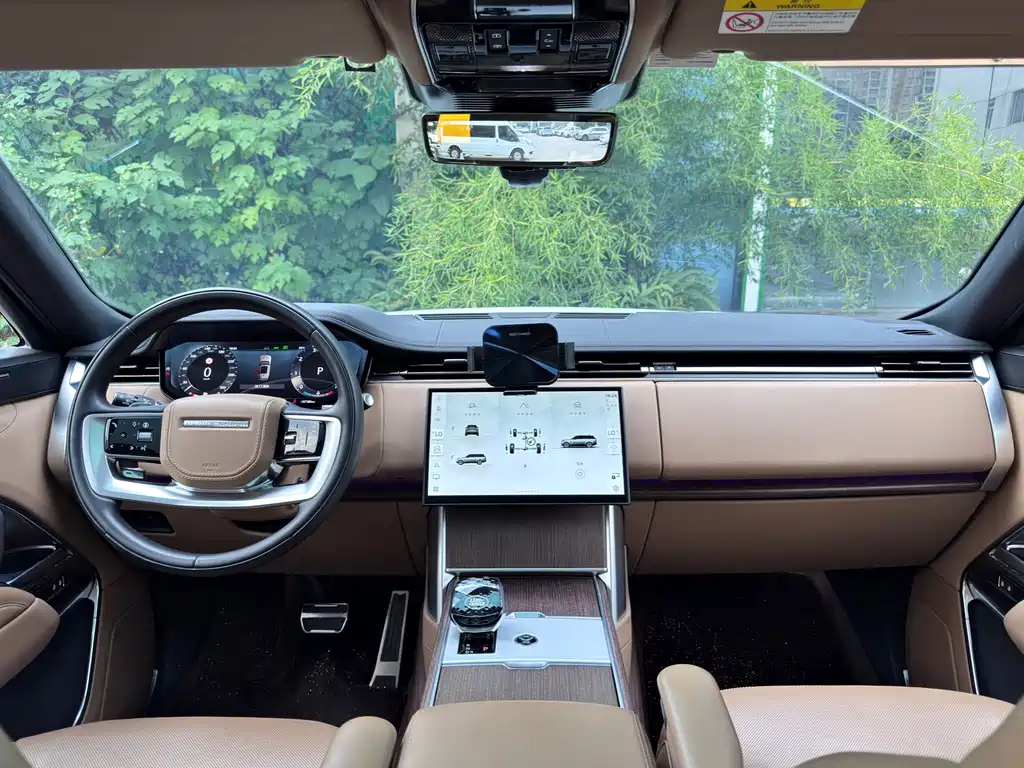 Land Rover Range Rover — миниатюра 19