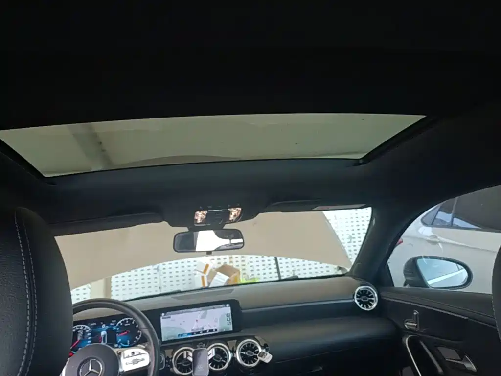 Mercedes-Benz A-Class — миниатюра 18