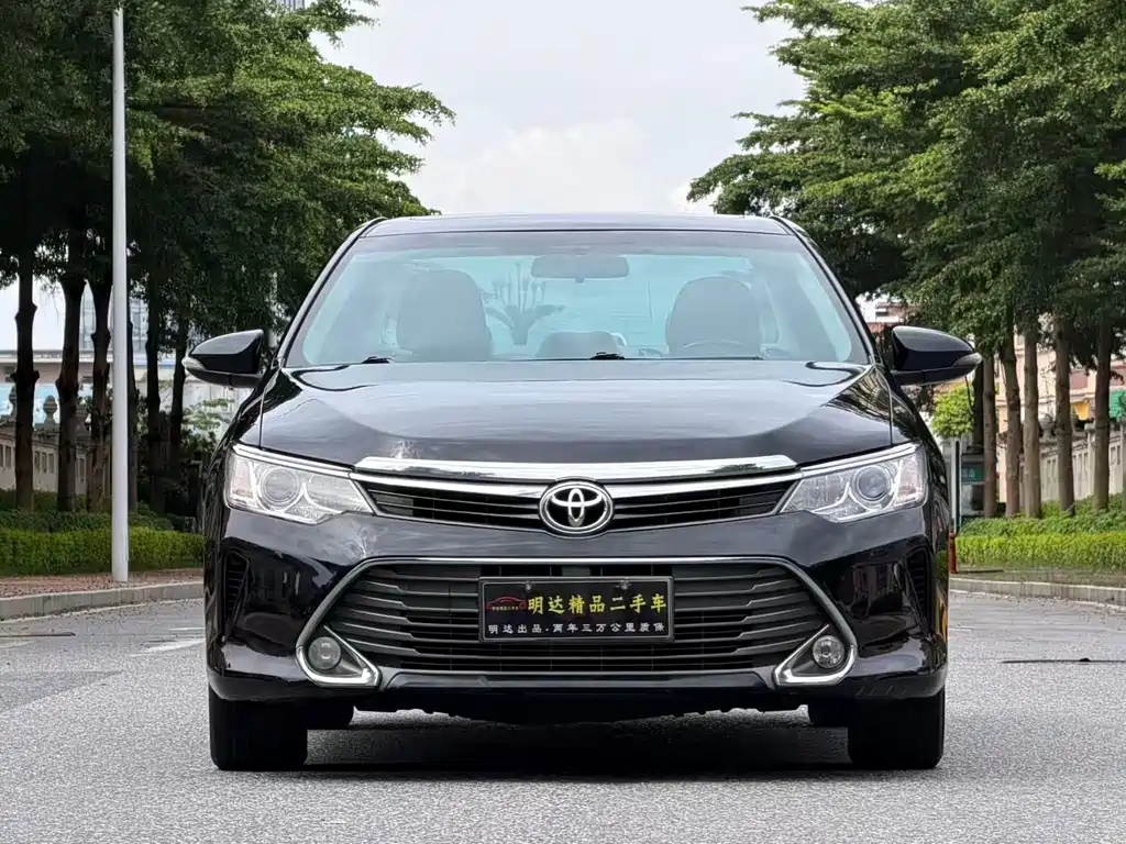 Toyota Camry — миниатюра 2