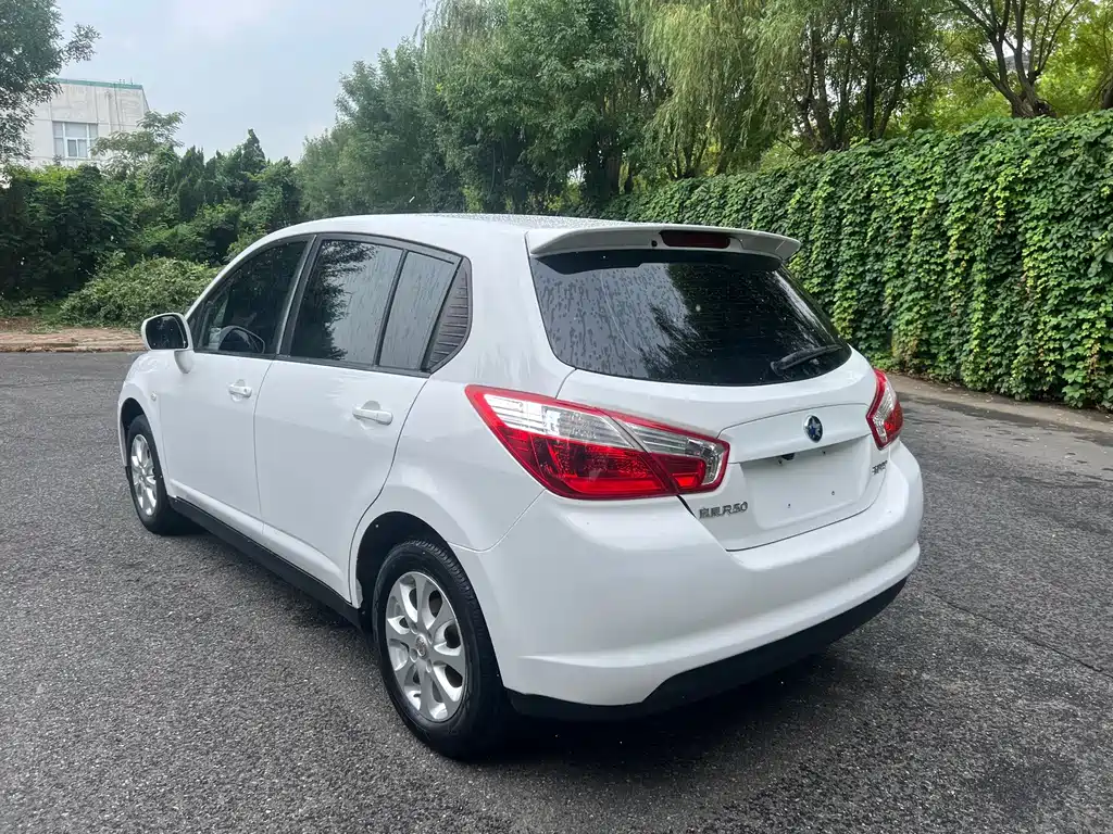 Venucia R50 — миниатюра 7