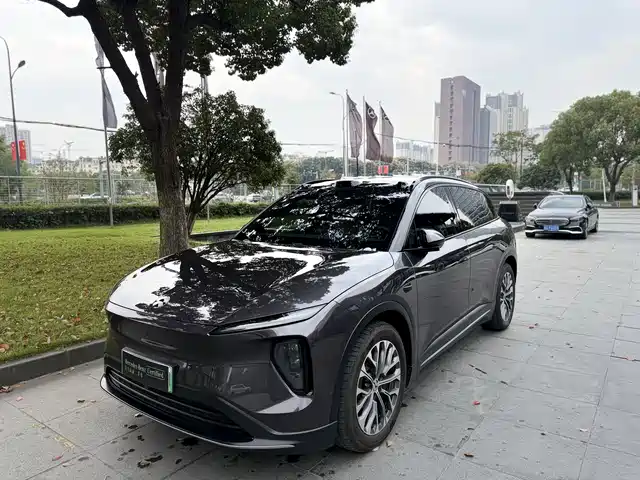 NIO ES6