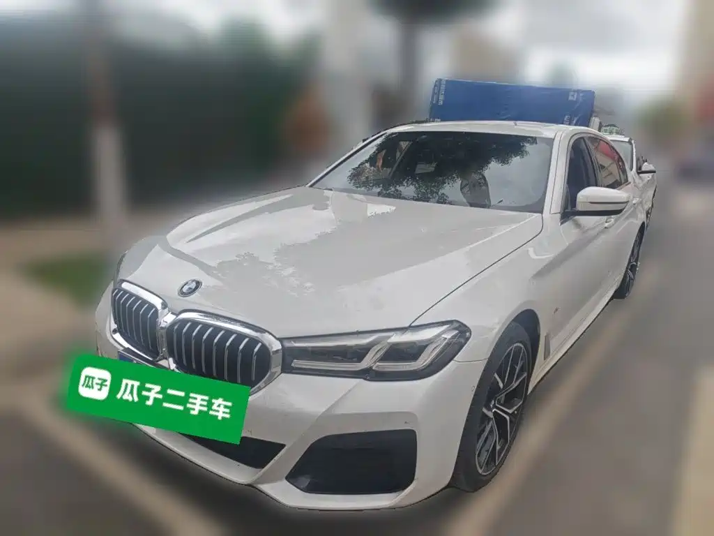 BMW 5 Series — миниатюра 2