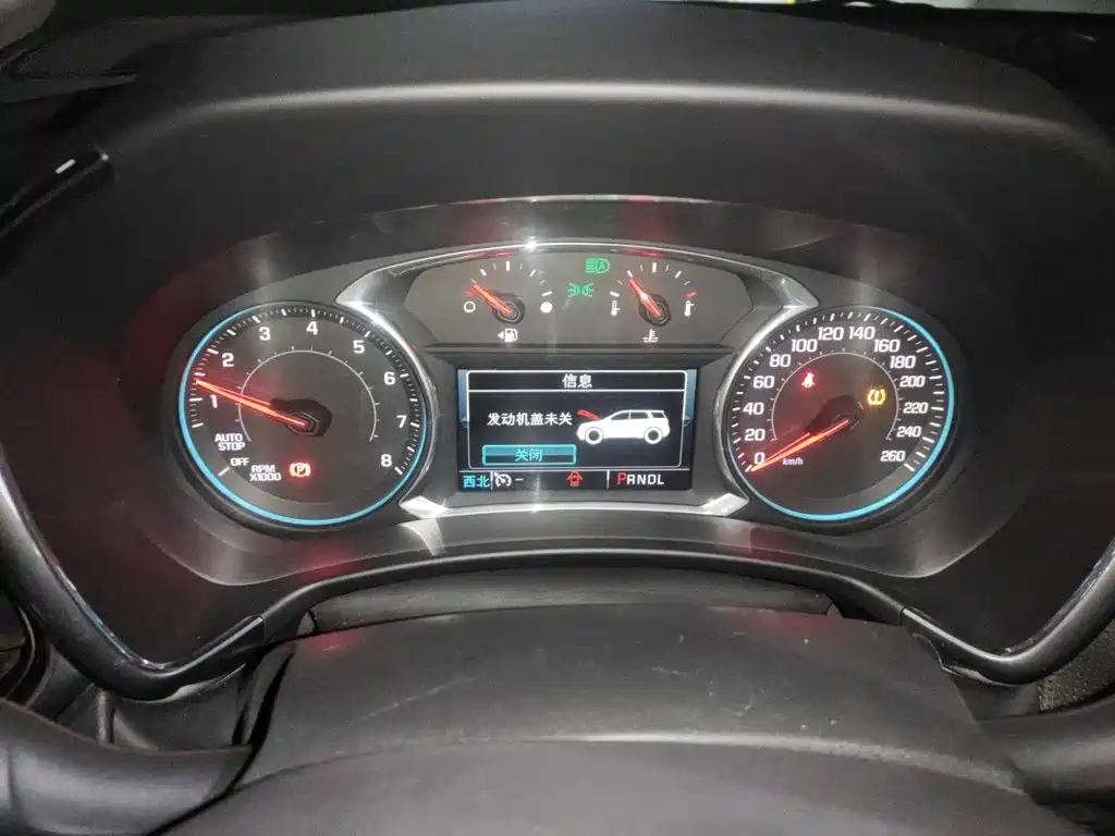 Chevrolet Equinox — миниатюра 12