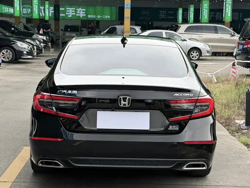 Honda Accord — миниатюра 14