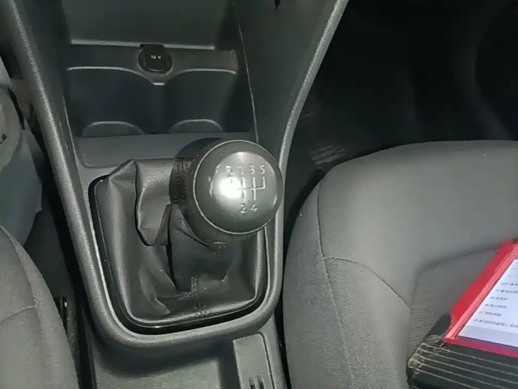 Volkswagen Santana — миниатюра 14