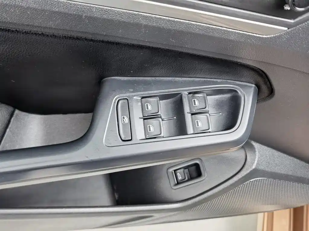 Volkswagen Lamando — миниатюра 9