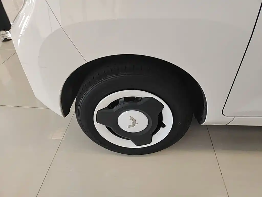 Wuling MINIEV — миниатюра 23