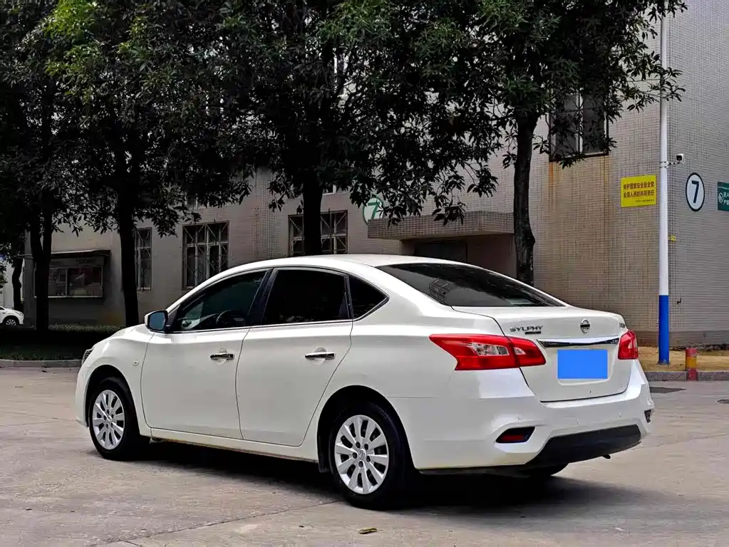 Nissan Sylphy 2021 1.6XE CVT Comfort