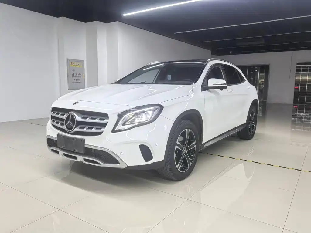 Mercedes-Benz GLA — миниатюра 2