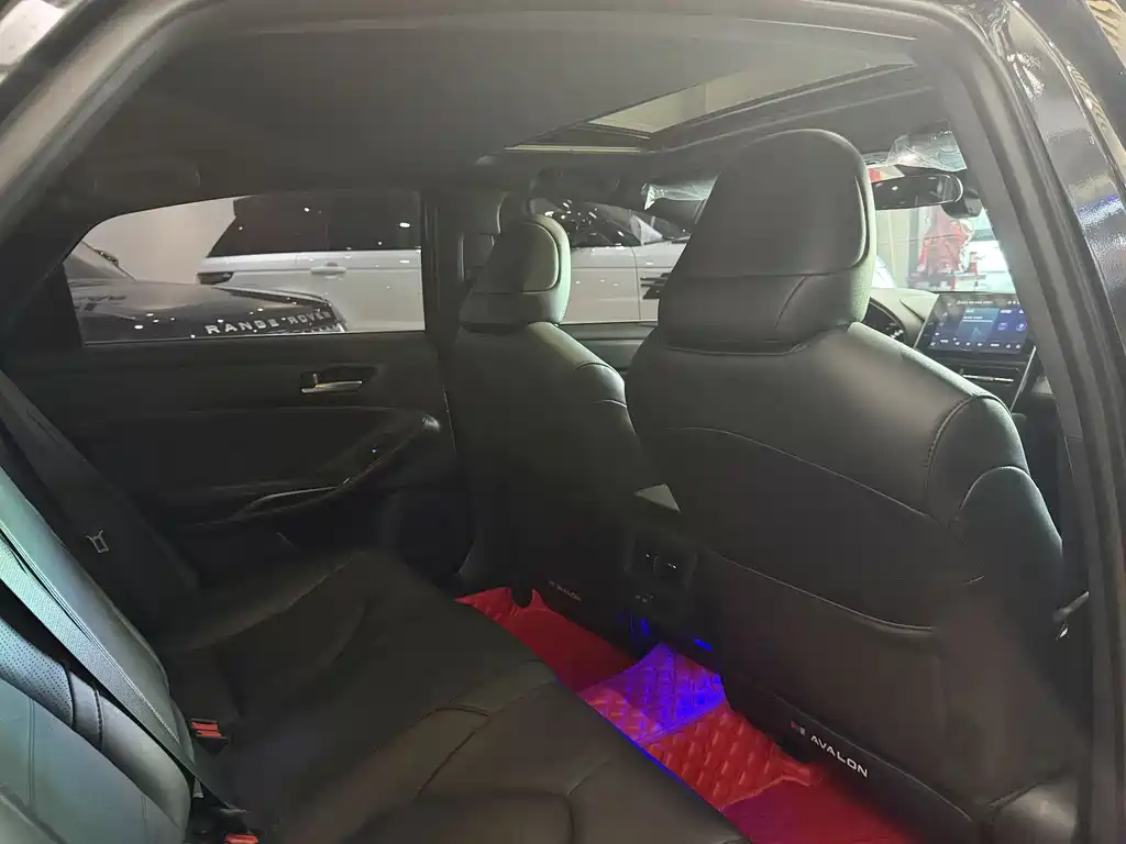 Toyota Avalon 2023 2.5L Luxury