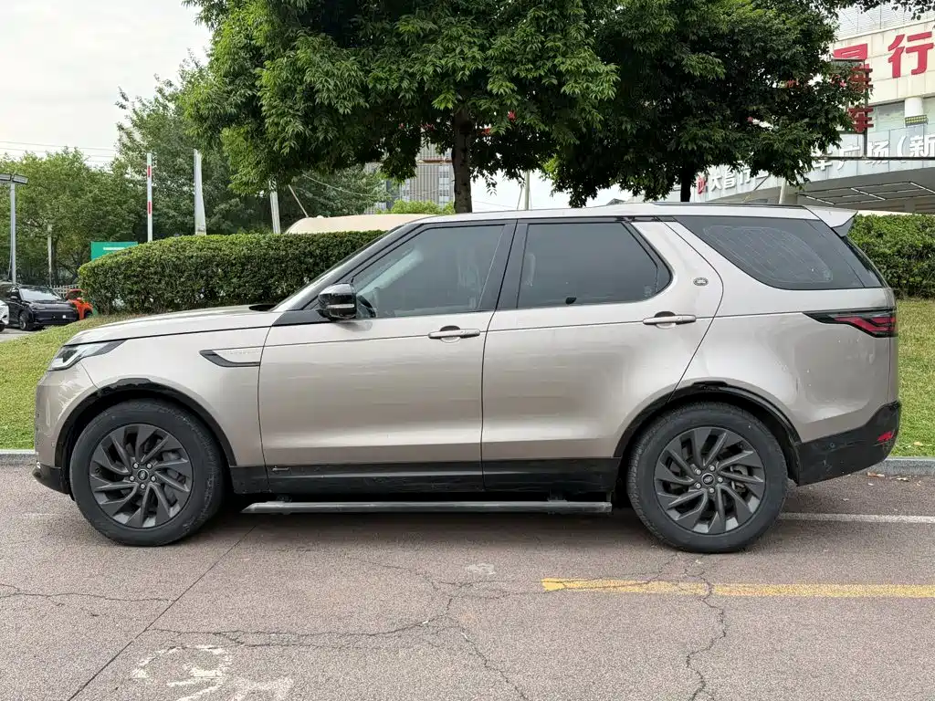 Land Rover Discovery — миниатюра 3