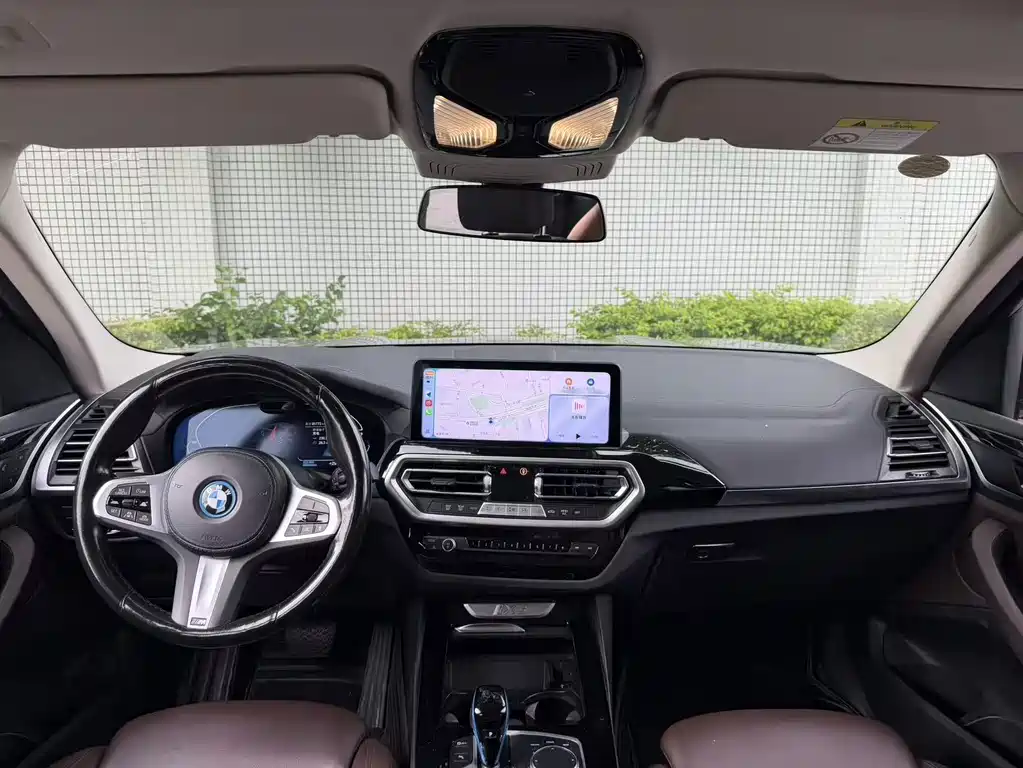 BMW iX3 — миниатюра 8