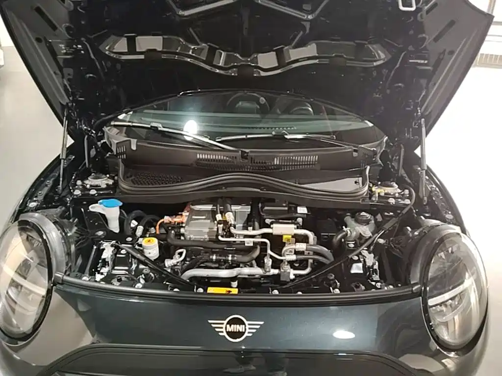 MINI MINI COOPER EV — миниатюра 20