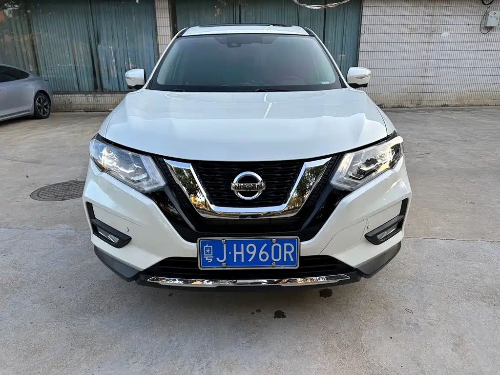 NISSAN QIJUN