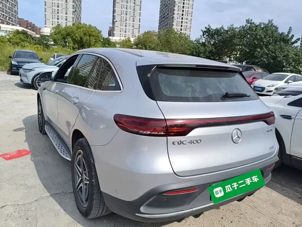 Mercedes-Benz EQC — миниатюра 5