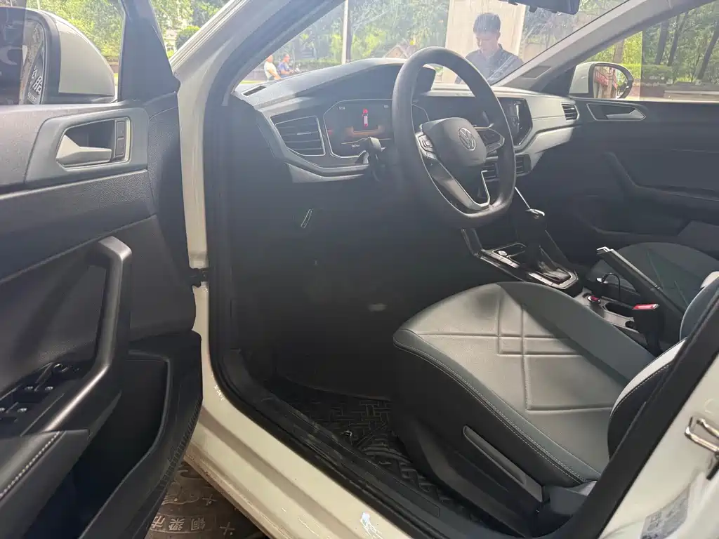 Volkswagen Lavida — миниатюра 3
