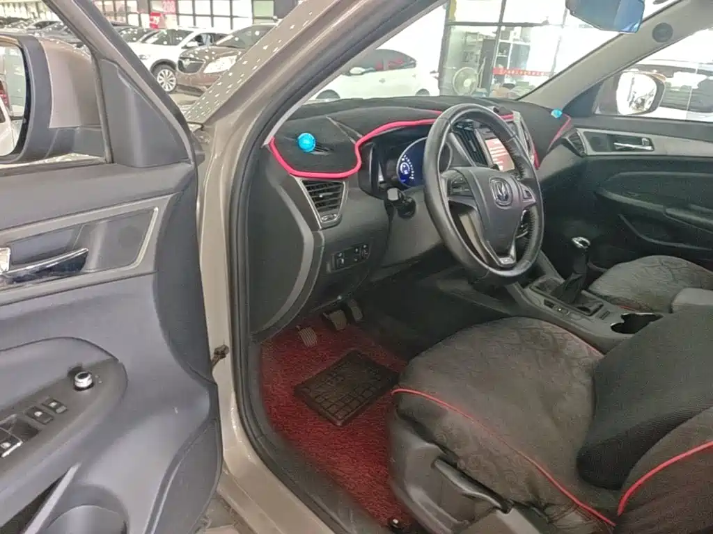 Changan CS75 — миниатюра 16