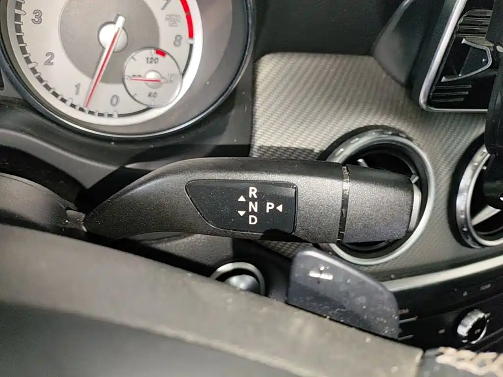 Mercedes-Benz GLA — миниатюра 14