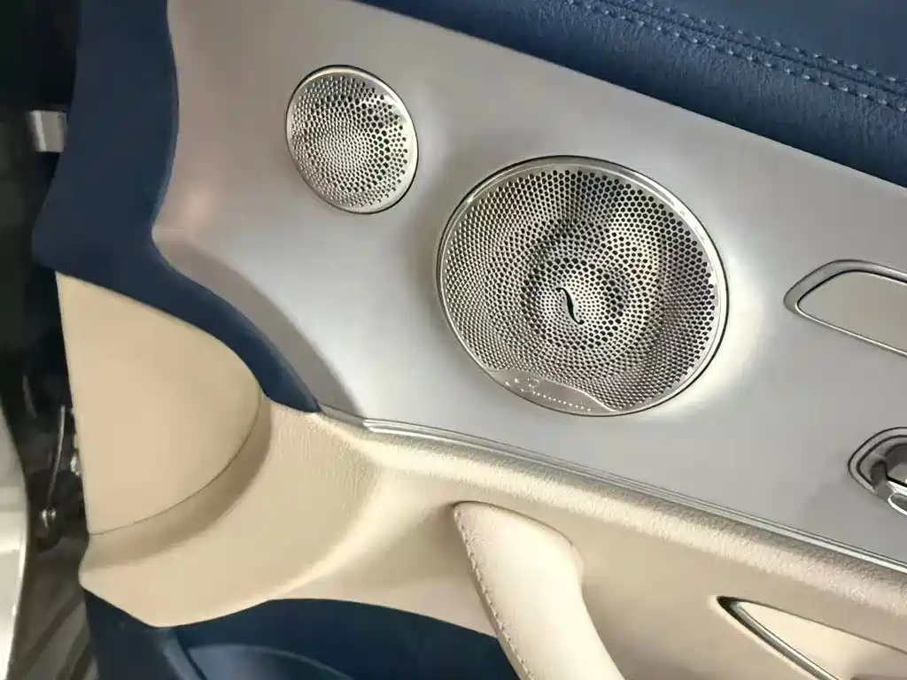 Mercedes-Benz E-Class (Import) — миниатюра 3