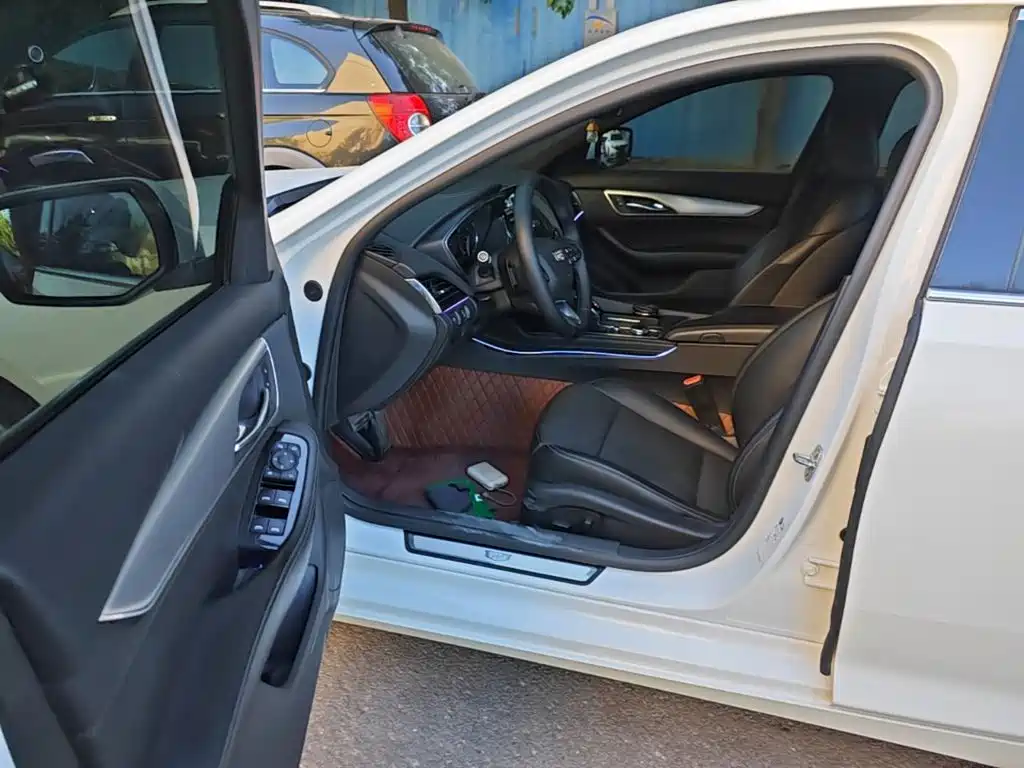 Cadillac CT5 — миниатюра 16