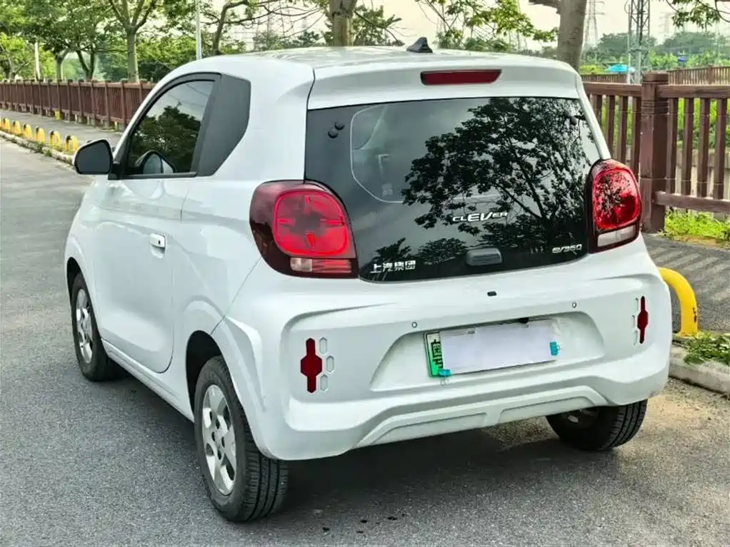 Roewe Clever 2021 302km