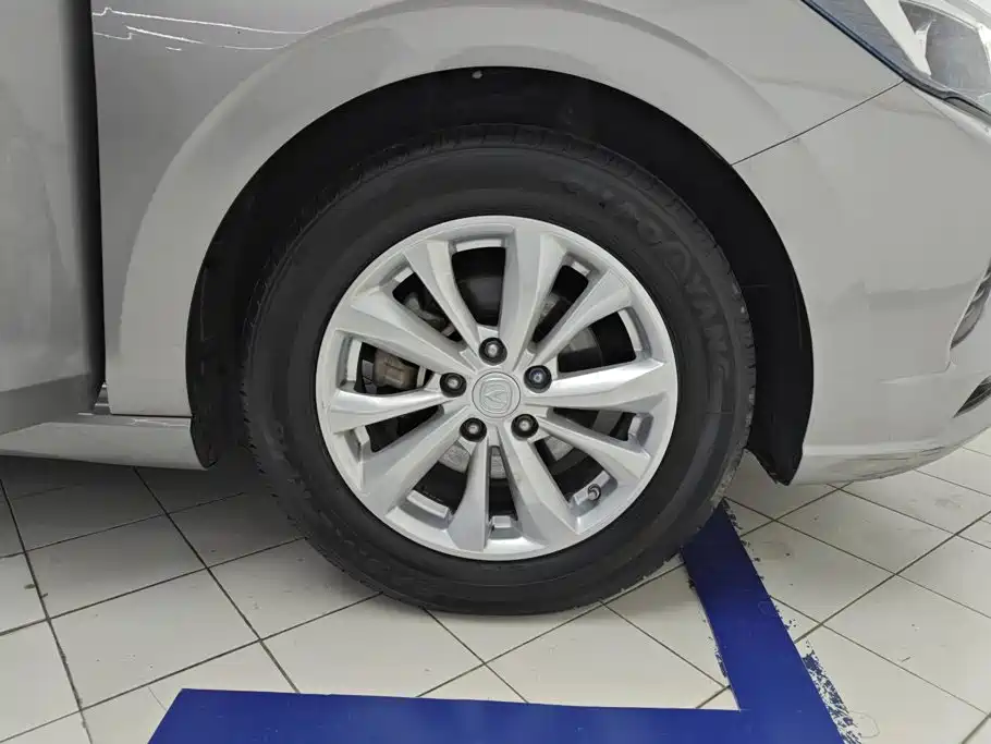Changan Eado — миниатюра 6