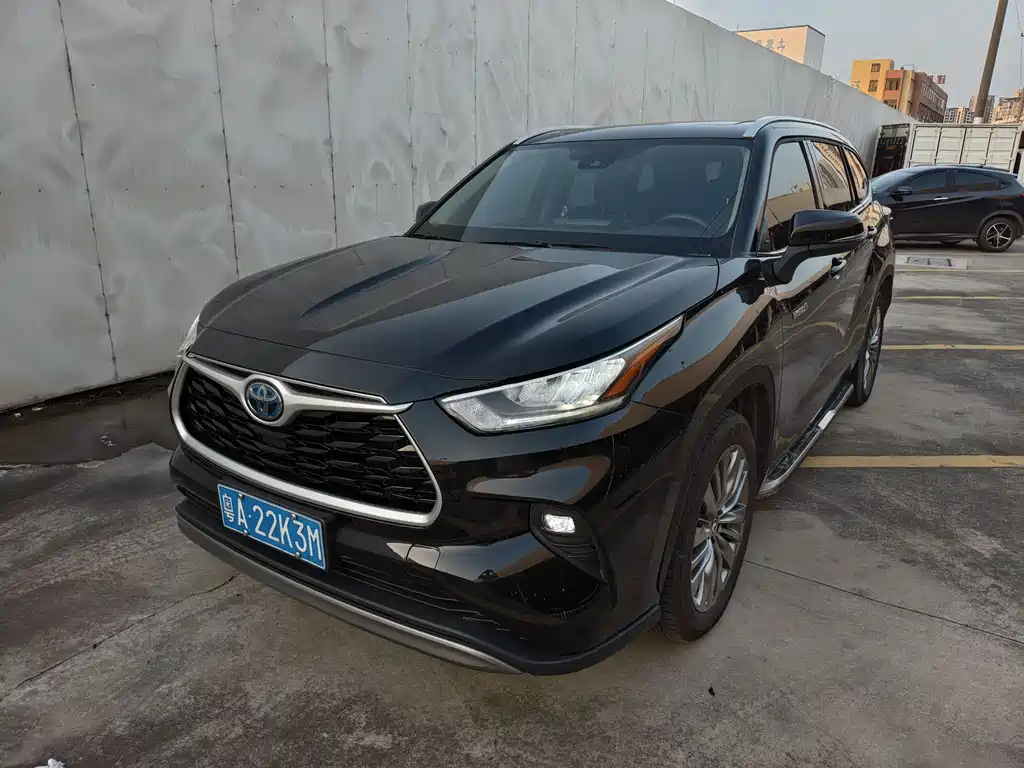 Toyota Highlander 2023 2.5L Smart Hybrid 4WD Luxury Edition 7 seats
