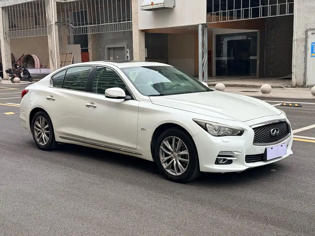 Infiniti Q50L — миниатюра 3
