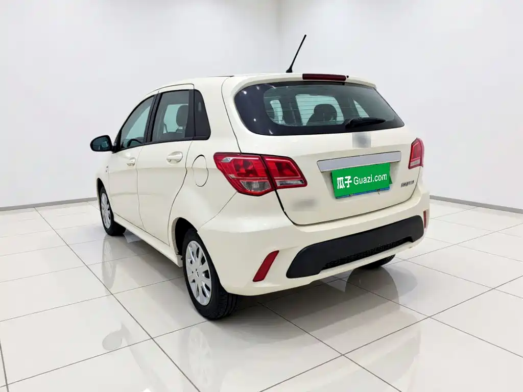 BAIC Senova D20 — миниатюра 4