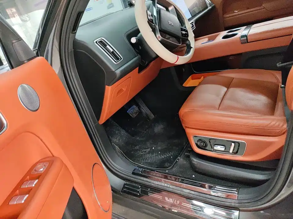 Li Auto Li L9 — миниатюра 2