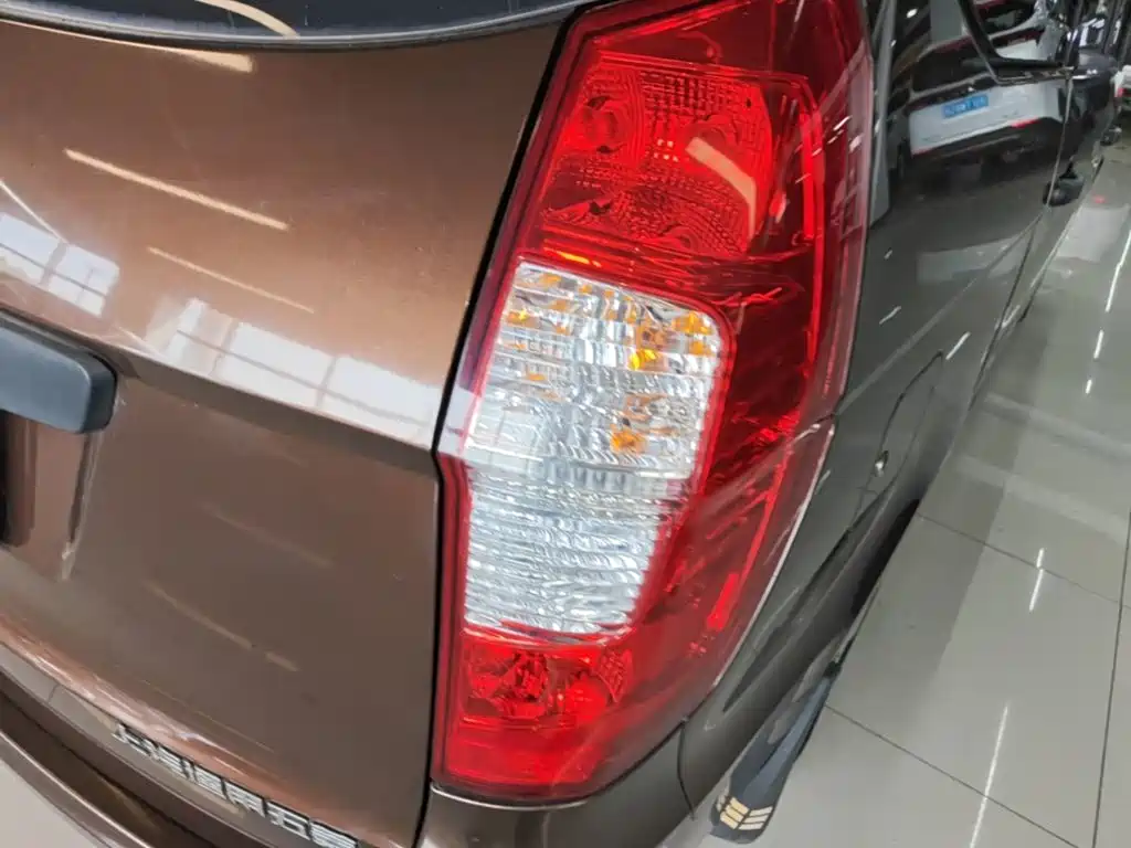 Wuling Hongguang — миниатюра 8