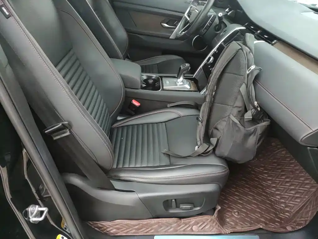 Land Rover Discovery Sport — миниатюра 25
