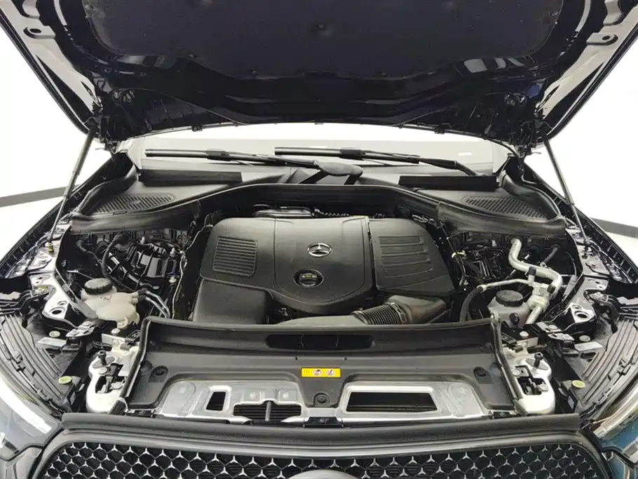 Mercedes-Benz GLC 2024 GLC 300 L 4MATIC 5 мест
