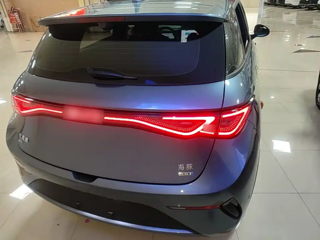 BYD Dolphin — миниатюра 6