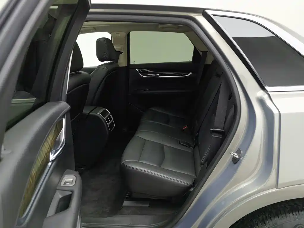 Cadillac XT5 — миниатюра 15