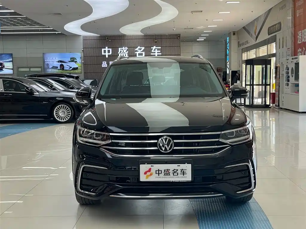 Volkswagen Tiguan L L 2024 330TSI AT R-Line
