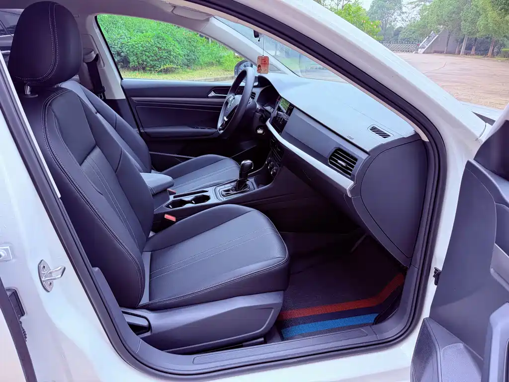 Volkswagen Lavida — миниатюра 19