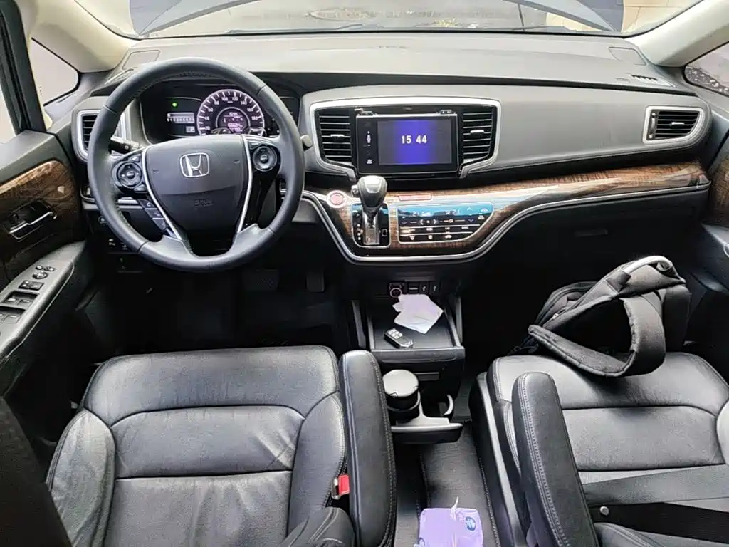 Honda Odyssey — миниатюра 10