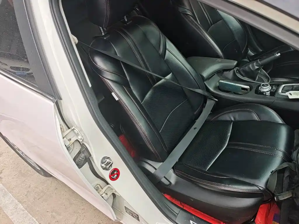 Mazda 3 Axela — миниатюра 25