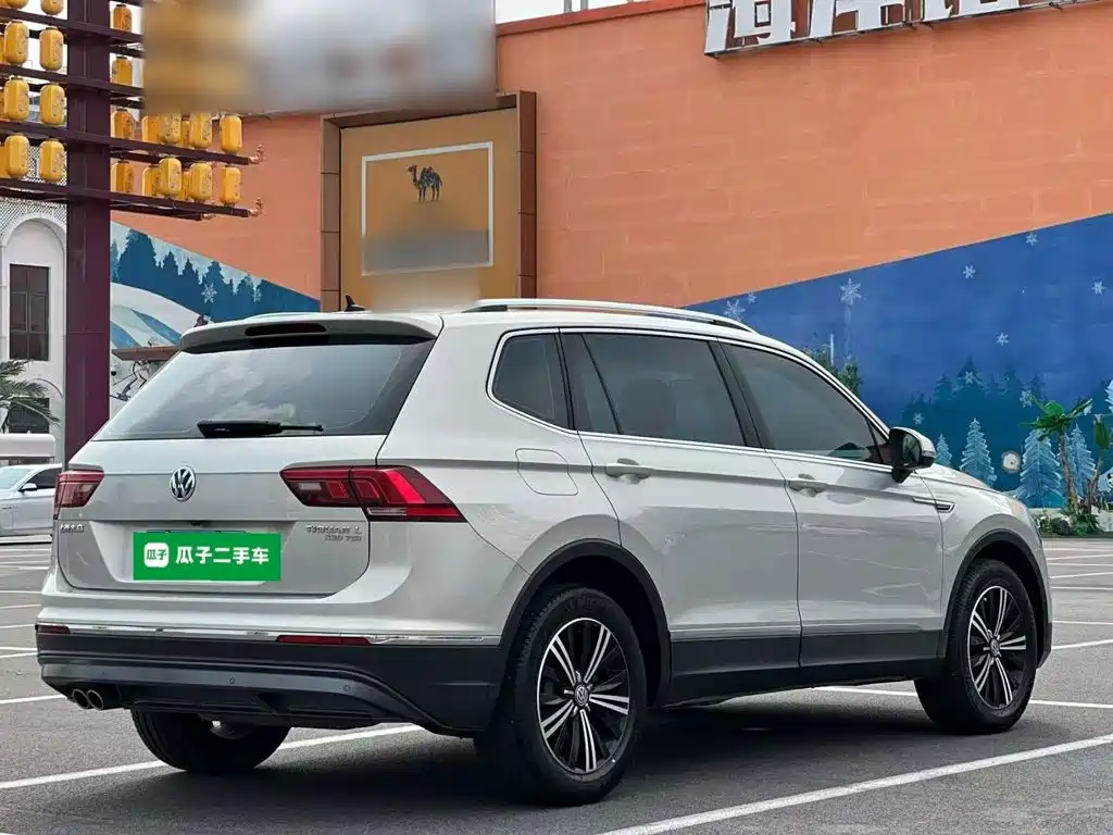Volkswagen Tiguan L — миниатюра 7