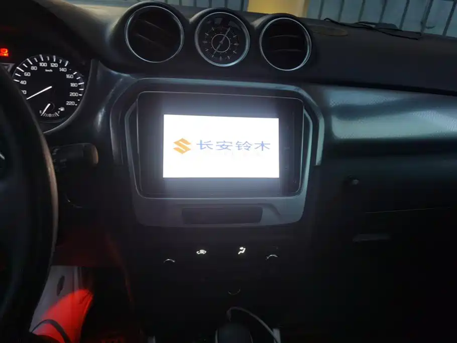 Suzuki Vitara — миниатюра 13