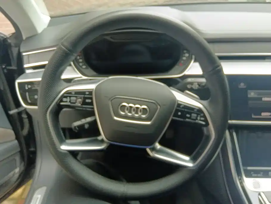 Audi A8 — миниатюра 15