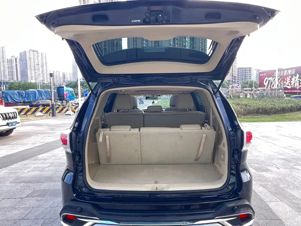 Toyota Highlander — миниатюра 20
