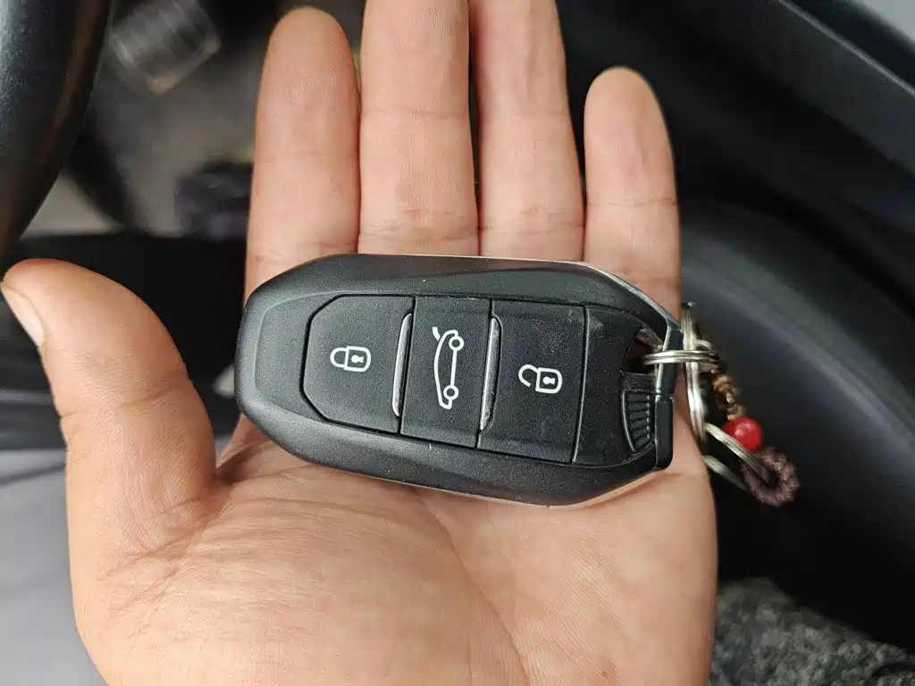 Peugeot 4008 — миниатюра 9