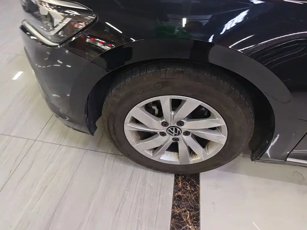 Volkswagen Passat — миниатюра 23
