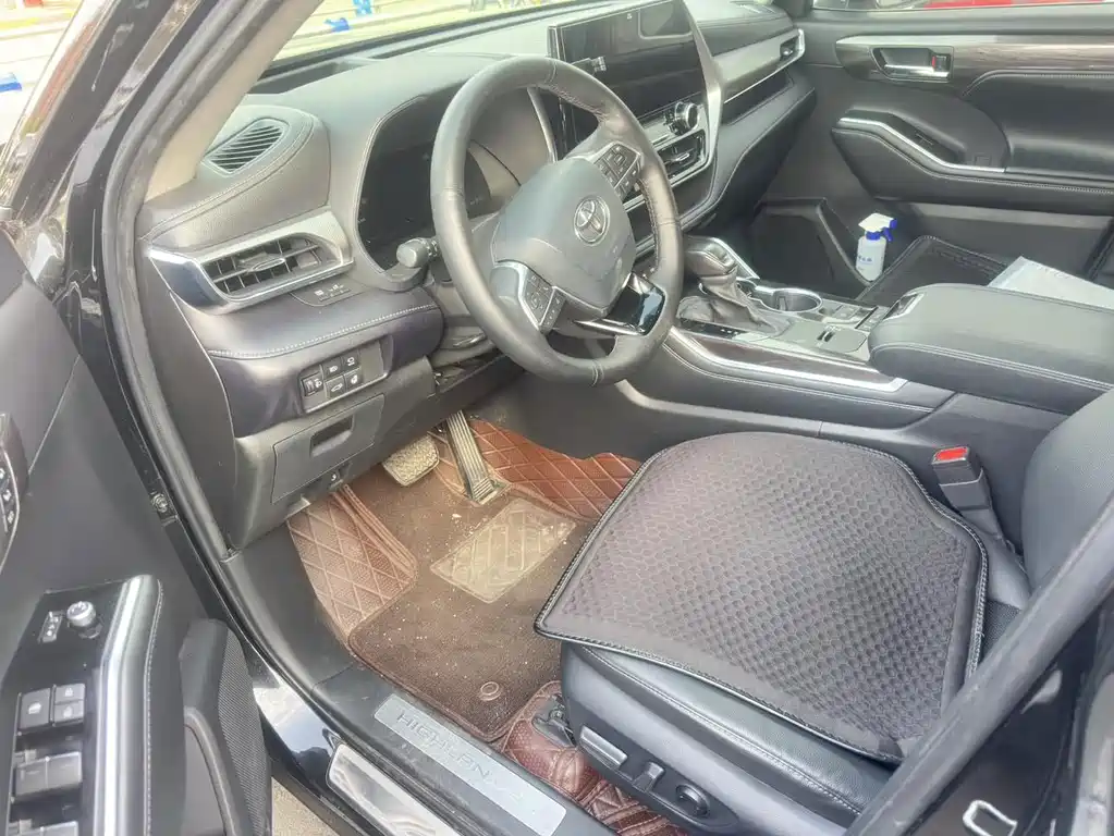 Toyota Highlander — миниатюра 6